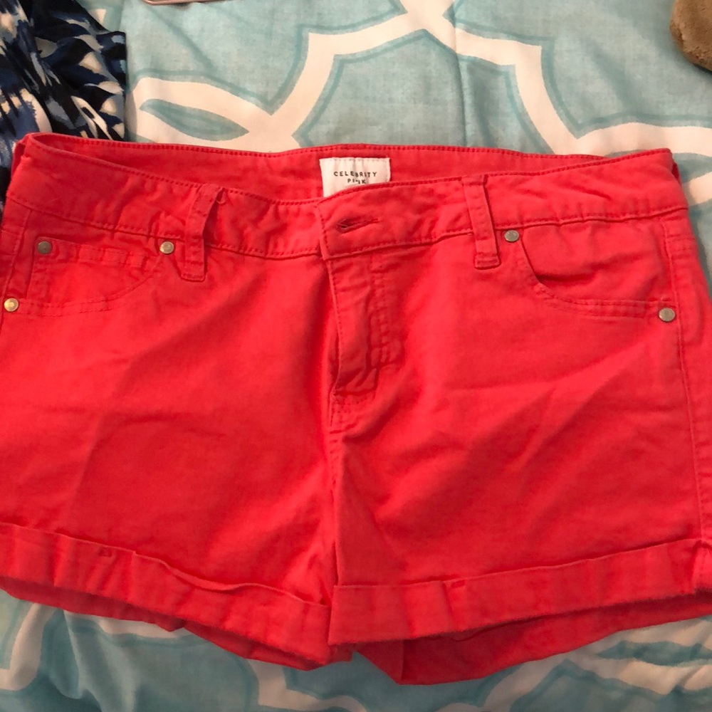 pink shorts